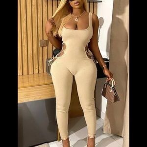 One piece with laced sides